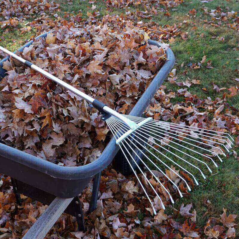 Kings County Tools Adjustable Garden  Leaf Rake | Collapsing Tines to Work Tight Areas | Telescoping Handle Extends to 5-Feet | Versatile and Lightweight | Expands to a 22” Spread