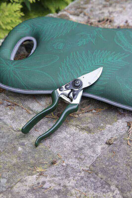 Spear  Jackson 6459KEW Kew Gardens Collection Left-Handed Bypass Pruners